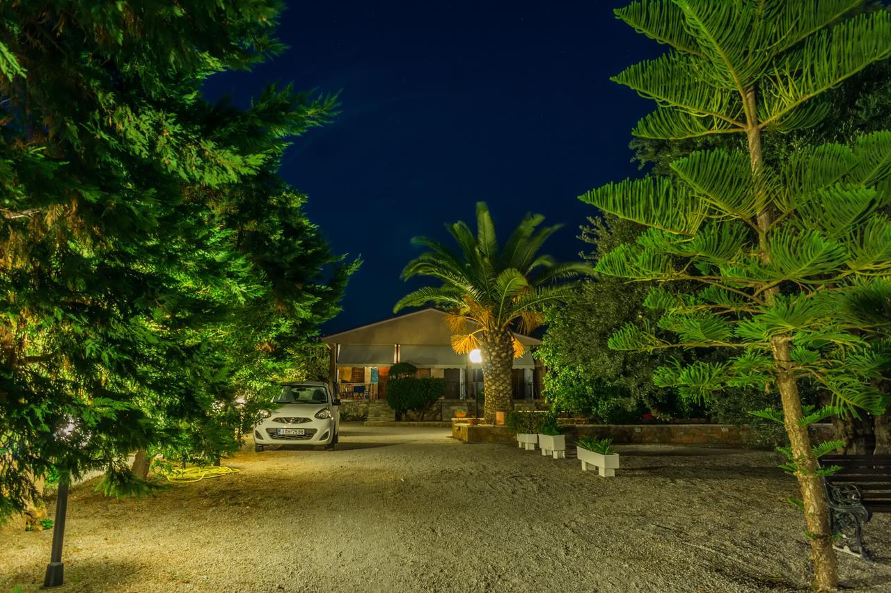 Oasis Studios Ag Pantes Agioi Pandes Exteriér fotografie