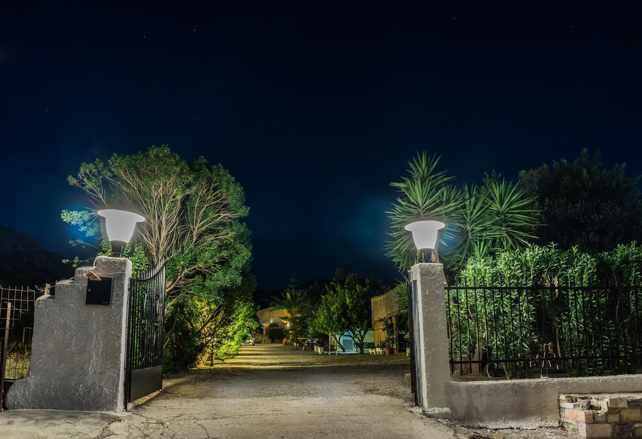 Oasis Studios Ag Pantes Agioi Pandes Exteriér fotografie
